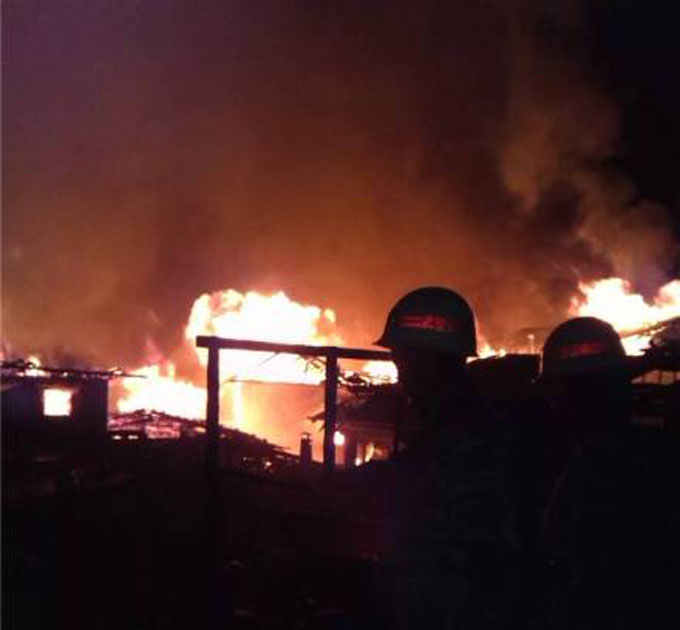 学位证样本毕业证样本大学院长档案样本